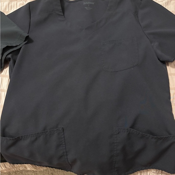 Black Scrub Top - Picture 1 of 1